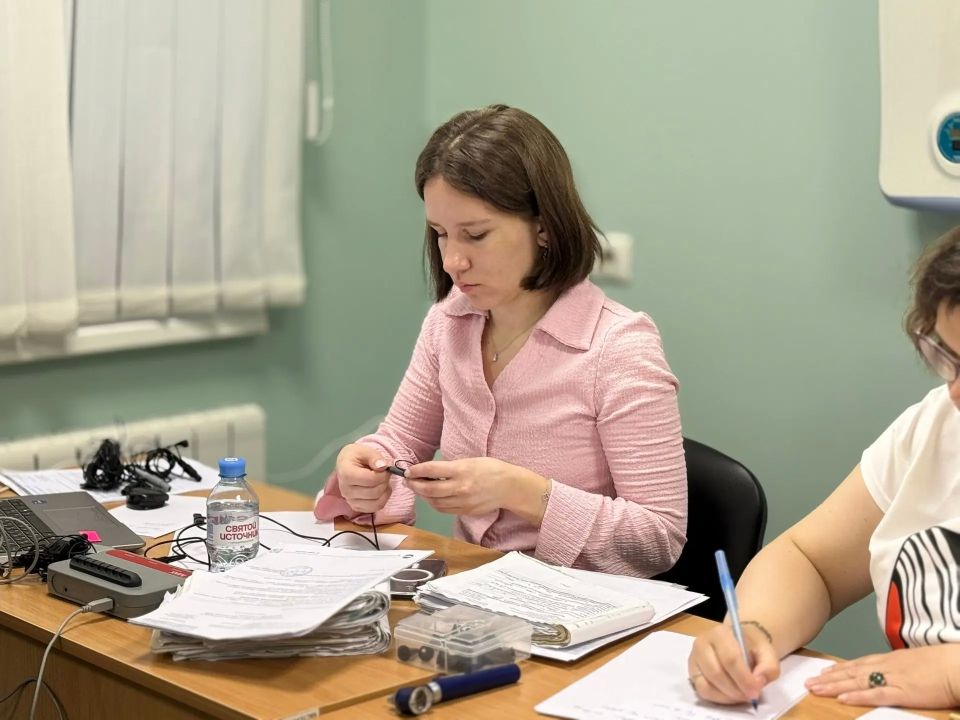 Архангельске федеральные специалисты провели осмотр пациентов с глубокими нарушениями слуха Архангельске федеральные специалисты провели осмотр пациентов с глубокими нарушениями слуха