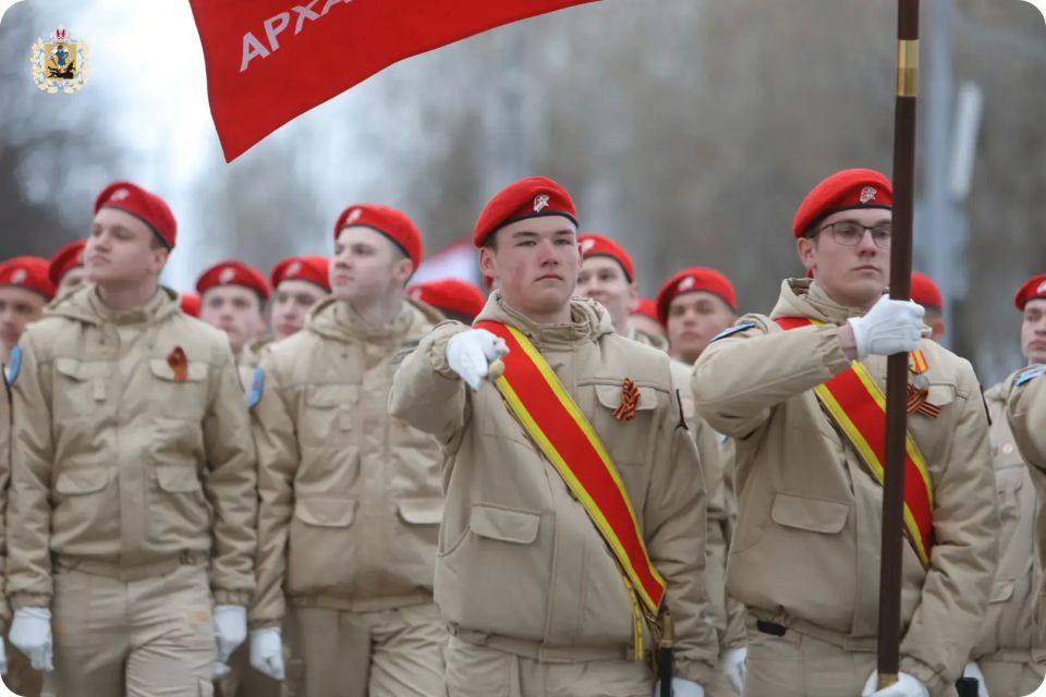 Всероссийское детско-юношеское военно-патриотическое общественное движение «Юнармия» отмечает десятилетие Всероссийское детско-юношеское военно-патриотическое общественное движение «Юнармия» отмечает десятилетие