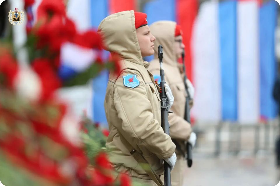 Всероссийское детско-юношеское военно-патриотическое общественное движение «Юнармия» отмечает десятилетие Всероссийское детско-юношеское военно-патриотическое общественное движение «Юнармия» отмечает десятилетие