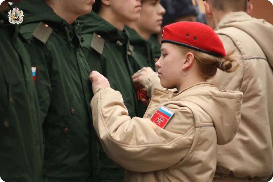 Всероссийское детско-юношеское военно-патриотическое общественное движение «Юнармия» отмечает десятилетие Всероссийское детско-юношеское военно-патриотическое общественное движение «Юнармия» отмечает десятилетие