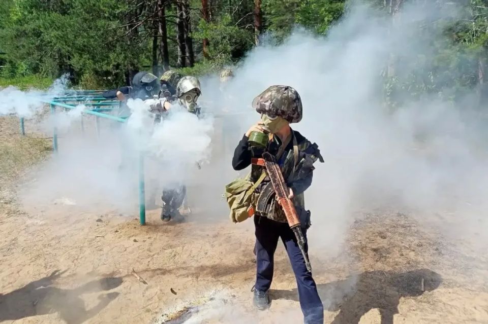 Александр Цыбульский: Этим летом различными формами отдыха и оздоровления в регионе будут охвачены более 38 тысяч ребят Александр Цыбульский: Этим летом различными формами отдыха и оздоровления в регионе будут охвачены более 38 тысяч ребят