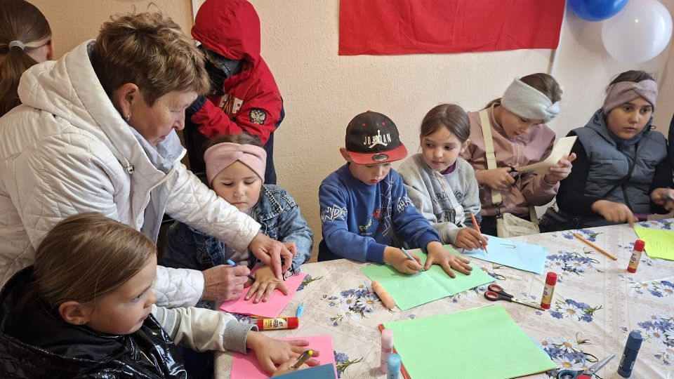 «Дерево дружбы» выросло в Молодёжном: как в Коноше отметили День соседей «Дерево дружбы» выросло в Молодёжном: как в Коноше отметили День соседей