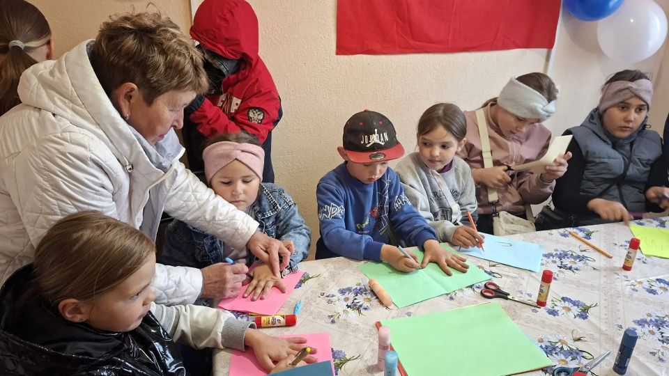 «Дерево дружбы» выросло в Молодёжном: как в Коноше отметили День соседей «Дерево дружбы» выросло в Молодёжном: как в Коноше отметили День соседей