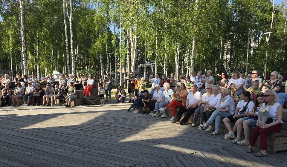 Поэт на все времена: в Соломбале открыли летний сезон вечером в честь Пушкина Поэт на все времена: в Соломбале открыли летний сезон вечером в честь Пушкина