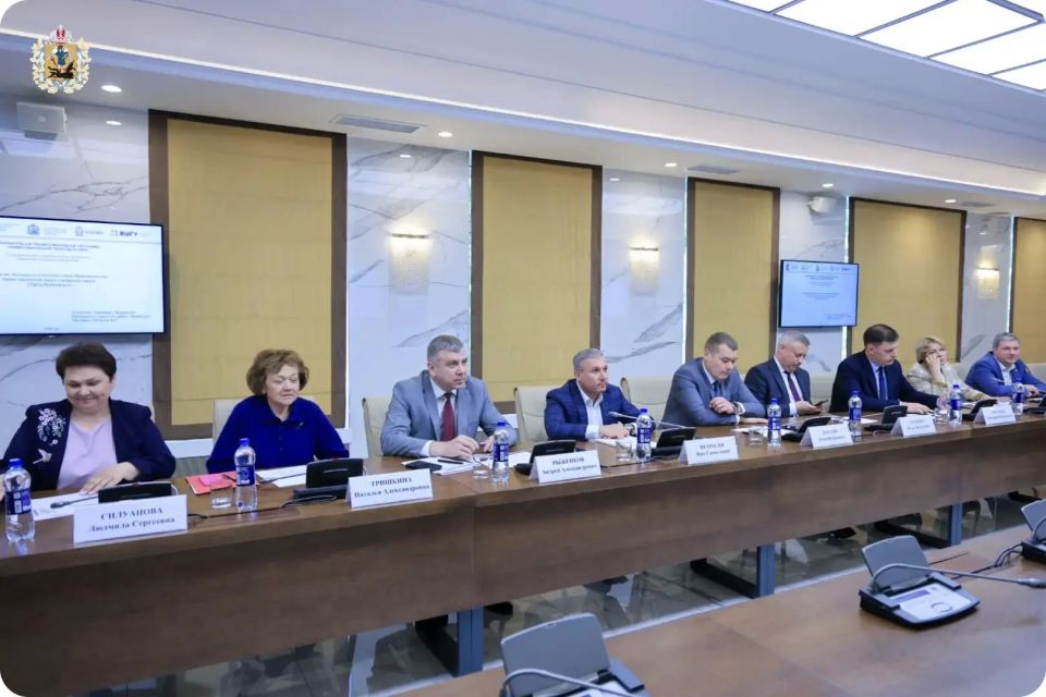 Сегодня прошел завершающий день защиты итоговых аттестационных работ участников кадровой программы «Защитники Сегодня прошел завершающий день защиты итоговых аттестационных работ участников кадровой программы «Защитники