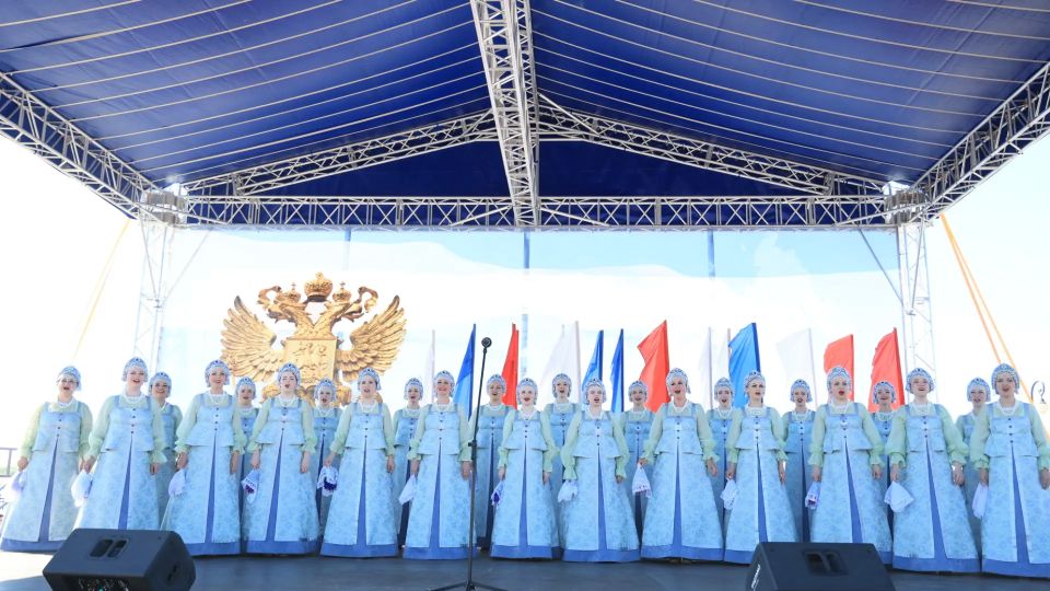 В День России наша Красная пристань стала центральной праздничной площадкой В День России наша Красная пристань стала центральной праздничной площадкой