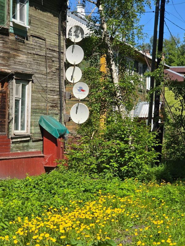 Улица, где встречается прошлое и настоящее Улица, где встречается прошлое и настоящее