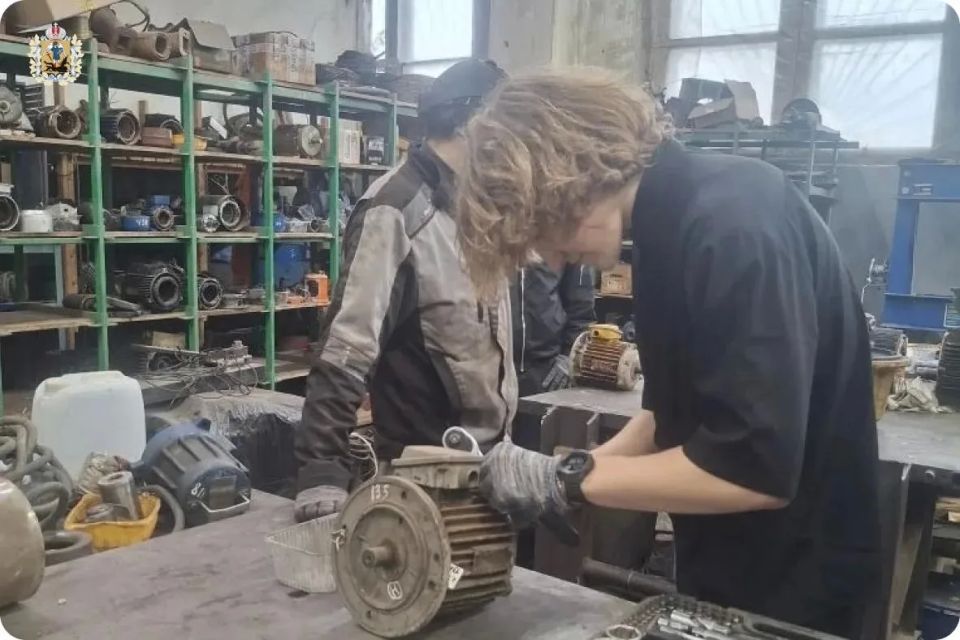 Более 400 школьников и студентов Поморья стали участниками проекта «Молодые корабелы Арктики» Более 400 школьников и студентов Поморья стали участниками проекта «Молодые корабелы Арктики»
