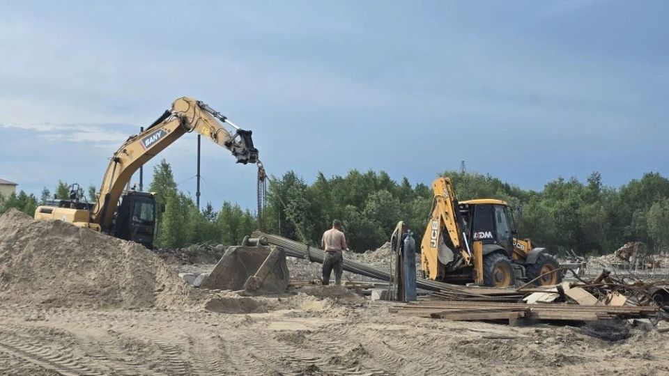 В Архангельске начали строить большой склад OZON В Архангельске начали строить большой склад OZON