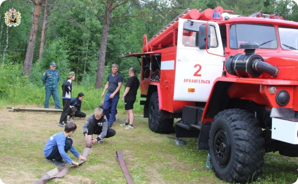 В Поморье проходит XXIX региональный полевой слет «Школа безопасности» В Поморье проходит XXIX региональный полевой слет «Школа безопасности»