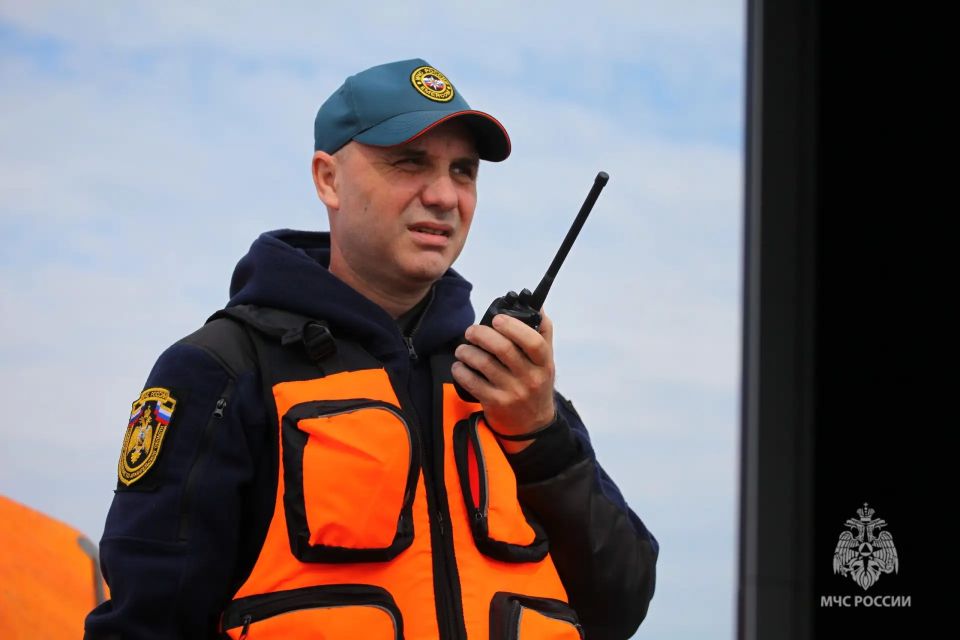 В Белом море отработали спасение людей, терпящих бедствие на море В Белом море отработали спасение людей, терпящих бедствие на море