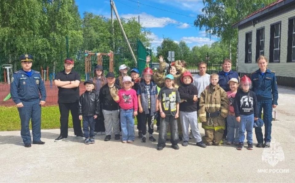 Пожарная эстафета в детском лагере МБОУ «Евдская школа» Пожарная эстафета в детском лагере МБОУ «Евдская школа»