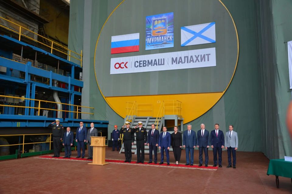 На Севмаше заложили атомный подводный крейсер «Мурманск» проекта «Ясень-М» На Севмаше заложили атомный подводный крейсер «Мурманск» проекта «Ясень-М»