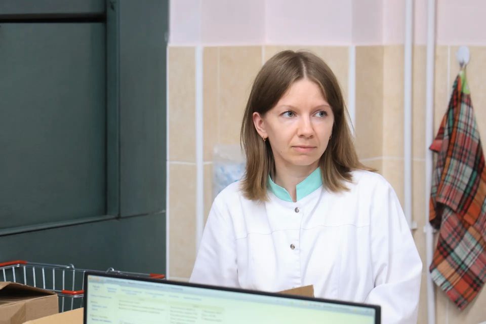 Накануне Дня медицинского работника посетил станцию скорой помощи Накануне Дня медицинского работника посетил станцию скорой помощи