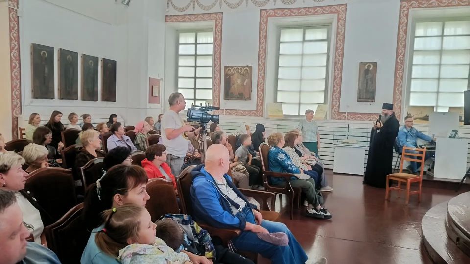 История, ожившая в деталях: в Каргополе представили уникальный макет Успенского женского монастыря История, ожившая в деталях: в Каргополе представили уникальный макет Успенского женского монастыря