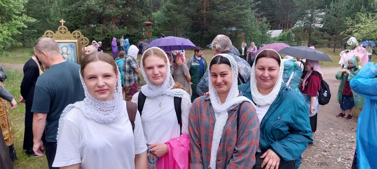 Состоялся 19-й ежегодный крестный ход к Христофоровой пустыни в Коряжме Состоялся 19-й ежегодный крестный ход к Христофоровой пустыни в Коряжме