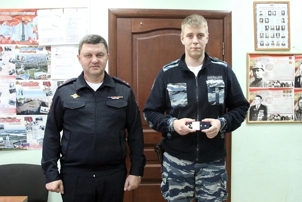 Заместитель начальника регионального УМВД – начальник полиции Алексей Кульченко поздравил сотрудников Центра кинологической службы с профессиональным праздником Заместитель начальника регионального УМВД – начальник полиции Алексей Кульченко поздравил сотрудников Центра кинологической службы с профессиональным праздником