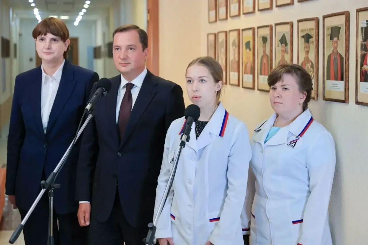 Александр Цыбульский: Сегодня на совещании Президента с членами Правительства представил опыт Архангельской области по наставничеству в здравоохранении Александр Цыбульский: Сегодня на совещании Президента с членами Правительства представил опыт Архангельской области по наставничеству в здравоохранении