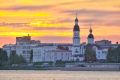 Когда небо над Северной Двиной превращается в сочный цитрусовый коктейль - магия архангельских закатов