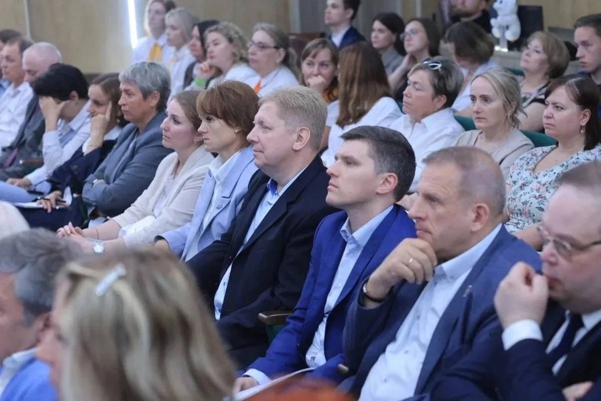 Игорь Арсентьев: На сегодняшнем заседании Совета по сохранению и укреплению традиционных российских духовно-нравственных ценностей представил доклад о ходе проведения в нашем городе Года культуры Русского Севера – важной... Игорь Арсентьев: На сегодняшнем заседании Совета по сохранению и укреплению традиционных российских духовно-нравственных ценностей представил доклад о ходе проведения в нашем городе Года культуры Русского Севера – важной...