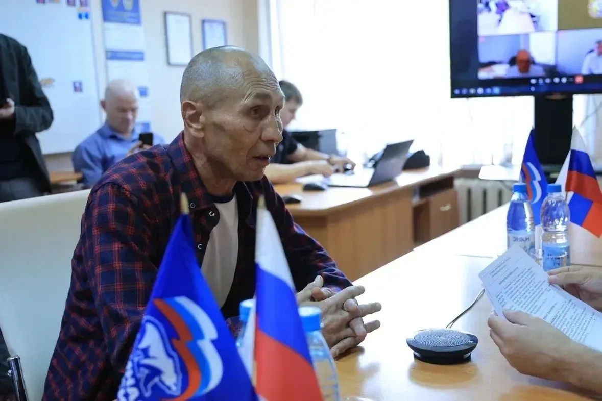 Александр Цыбульский: Так совпало, что старт новой заявочной кампании проекта «Комфортное Поморье» дал сегодня в общественной приемной «Единой России» в Вельске Александр Цыбульский: Так совпало, что старт новой заявочной кампании проекта «Комфортное Поморье» дал сегодня в общественной приемной «Единой России» в Вельске