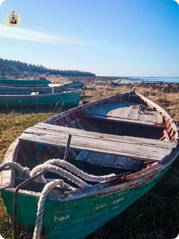Ветер с Белого моря, бесконечные грунтовые дороги и суровая красота северной природы Ветер с Белого моря, бесконечные грунтовые дороги и суровая красота северной природы