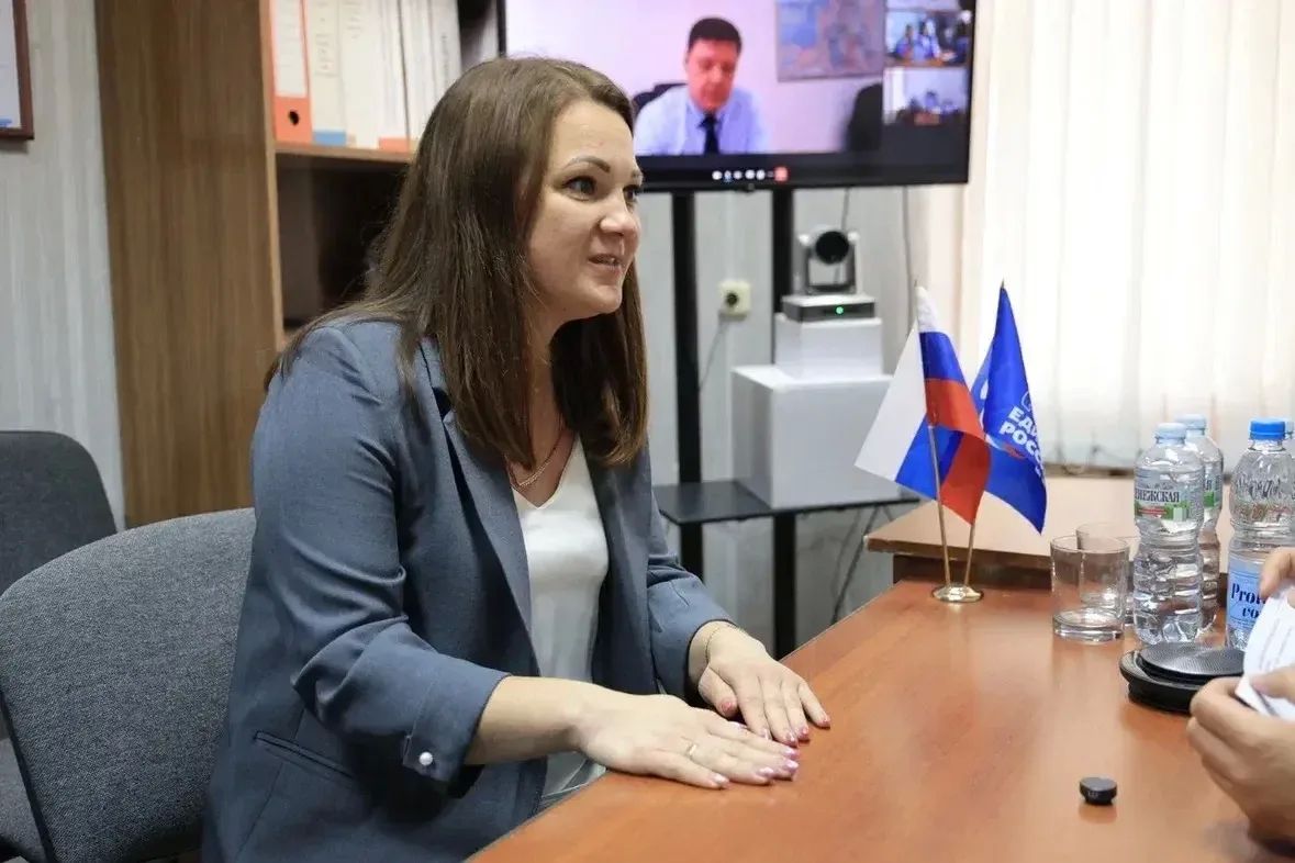 Александр Цыбульский: Встретился с жителями Устьянского округа в общественной приемной «Единой России» Александр Цыбульский: Встретился с жителями Устьянского округа в общественной приемной «Единой России»