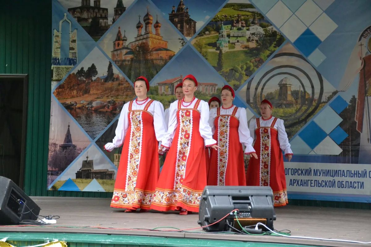 С Днём рождения, Холмогоры! 888 лет — это вам не шутки! С Днём рождения, Холмогоры! 888 лет — это вам не шутки!