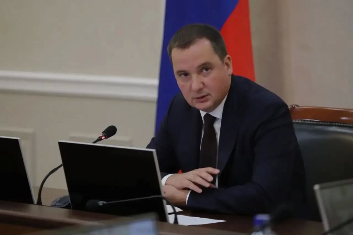 Александр Цыбульский: Сегодня директор Федеральной службы исполнения наказаний России Аркадий Александрович Гостев официально представил нового начальника УФСИН России по Архангельской области Максима Михайловича Трефяка Александр Цыбульский: Сегодня директор Федеральной службы исполнения наказаний России Аркадий Александрович Гостев официально представил нового начальника УФСИН России по Архангельской области Максима Михайловича Трефяка