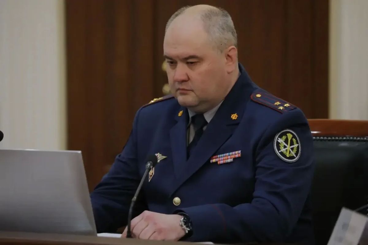 Александр Цыбульский: Сегодня директор Федеральной службы исполнения наказаний России Аркадий Александрович Гостев официально представил нового начальника УФСИН России по Архангельской области Максима Михайловича Трефяка Александр Цыбульский: Сегодня директор Федеральной службы исполнения наказаний России Аркадий Александрович Гостев официально представил нового начальника УФСИН России по Архангельской области Максима Михайловича Трефяка