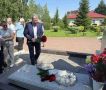 Сегодня вместе с семьей Павла Николаевича Балакшина возложил цветы к его памятнику