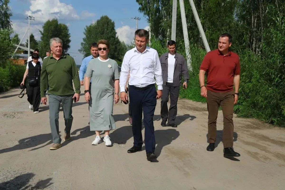 Александр Цыбульский с рабочим визитом посетил Виноградовский округ Александр Цыбульский с рабочим визитом посетил Виноградовский округ