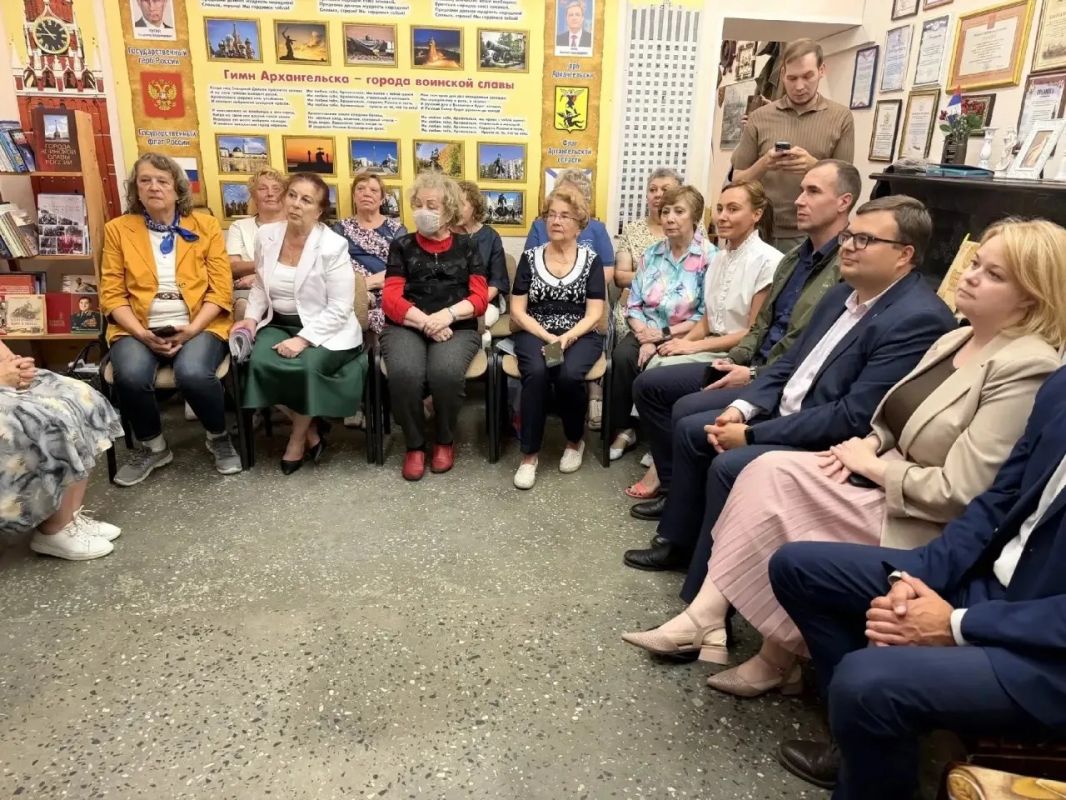 В рамках губернаторского проекта «Поморское долголетие» прошла встреча с активом Архангельского городского совета ветеранов! В рамках губернаторского проекта «Поморское долголетие» прошла встреча с активом Архангельского городского совета ветеранов!