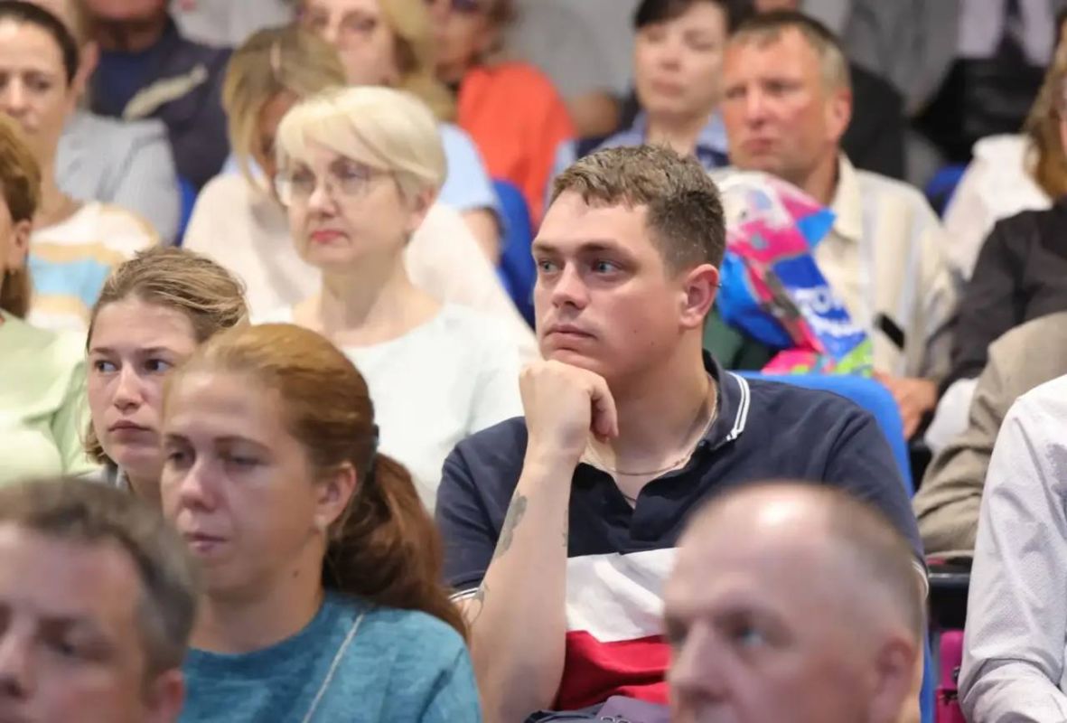 Игорь Арсентьев: Сегодня в Северодвинске прошла презентация регионального проекта «Комфортное Поморье»: изменения в заявочной кампании на 2027 год Игорь Арсентьев: Сегодня в Северодвинске прошла презентация регионального проекта «Комфортное Поморье»: изменения в заявочной кампании на 2027 год