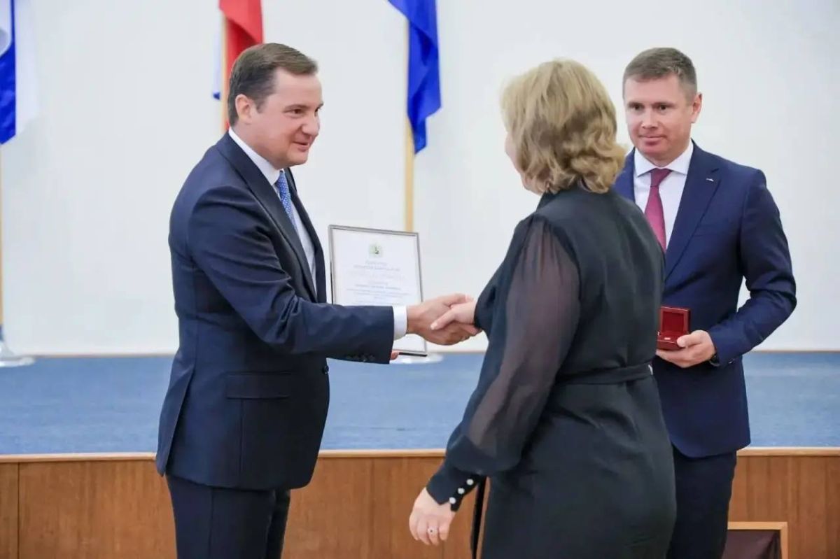Игорь Арсентьев: Сегодня день рождения Губернатора Архангельской области Александра Витальевича Цыбульского Игорь Арсентьев: Сегодня день рождения Губернатора Архангельской области Александра Витальевича Цыбульского