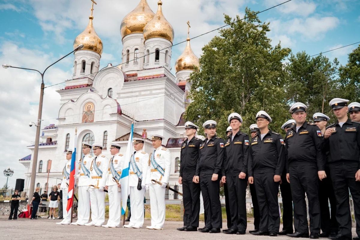 Учебный корабль «Перекоп» вновь прибыл в Архангельск! Учебный корабль «Перекоп» вновь прибыл в Архангельск!