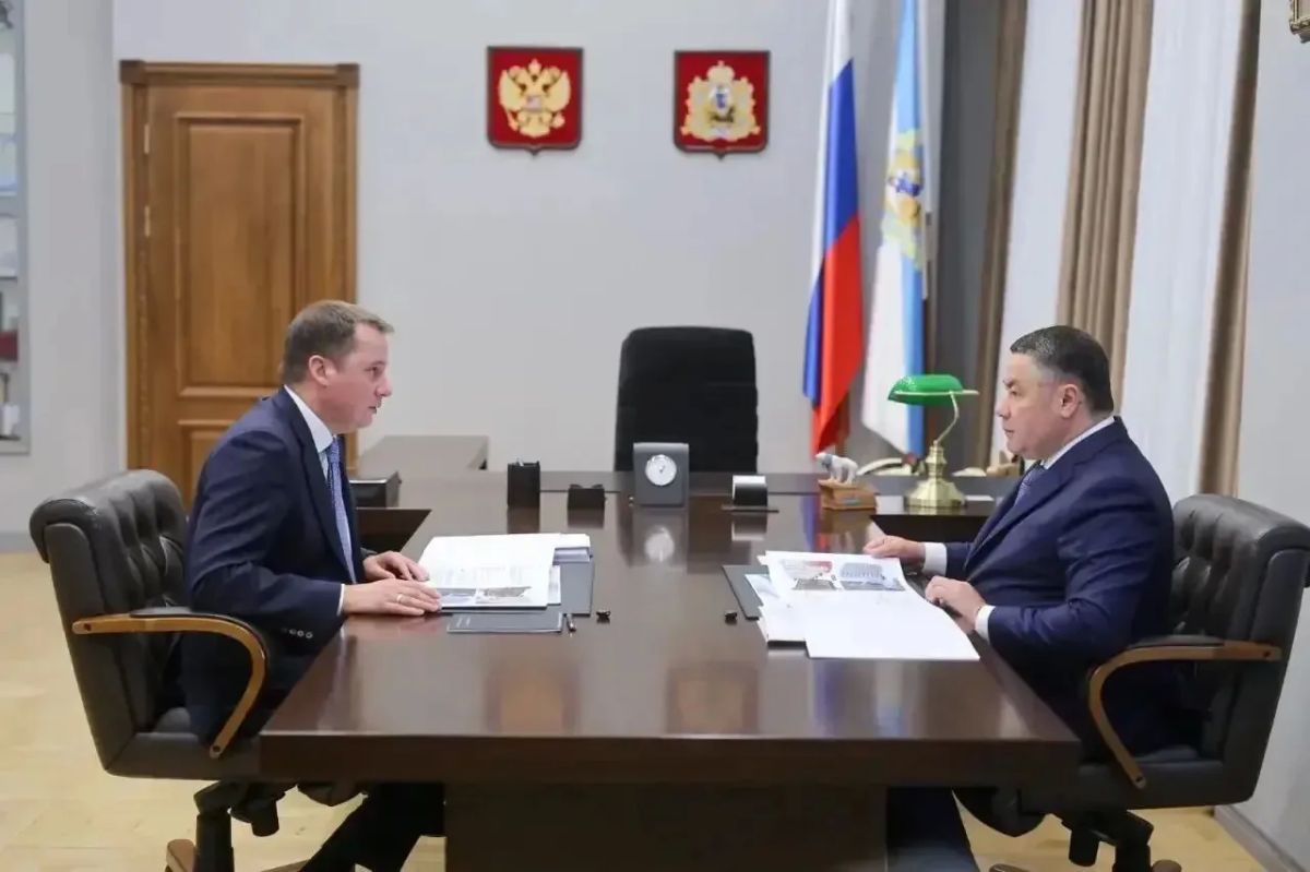 Александр Цыбульский: Сегодня работаем в Архангельской области с полномочным представителем Президента России в Северо-Западном федеральном округе Игорем Михайловичем Руденей Александр Цыбульский: Сегодня работаем в Архангельской области с полномочным представителем Президента России в Северо-Западном федеральном округе Игорем Михайловичем Руденей