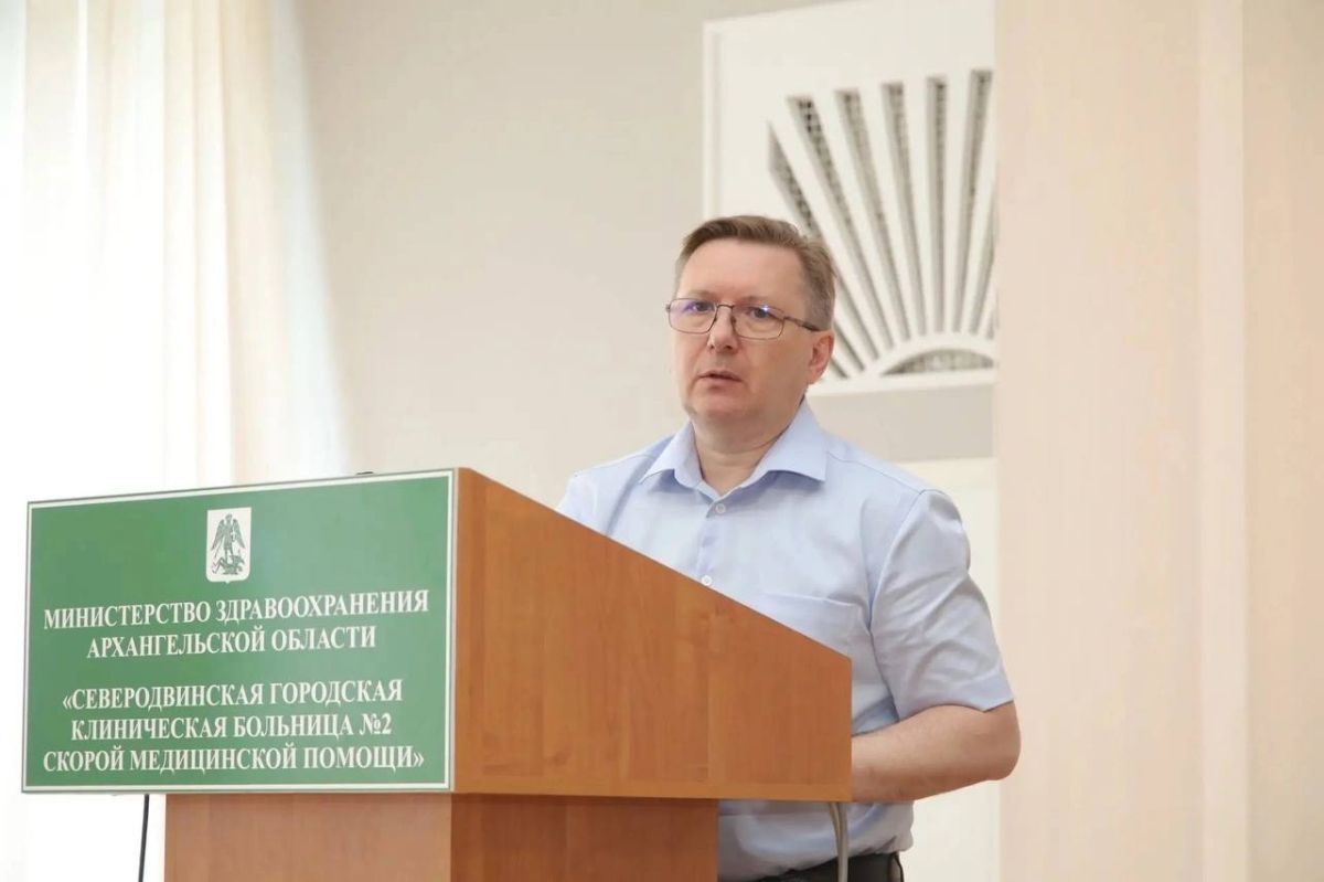 Игорь Арсентьев: Сегодня в Северодвинске с рабочим визитом находятся заместитель председателя правительства Архангельской области Игорь Скубенко и главы профильных министерств социального блока: министр труда, занятости и... Игорь Арсентьев: Сегодня в Северодвинске с рабочим визитом находятся заместитель председателя правительства Архангельской области Игорь Скубенко и главы профильных министерств социального блока: министр труда, занятости и...