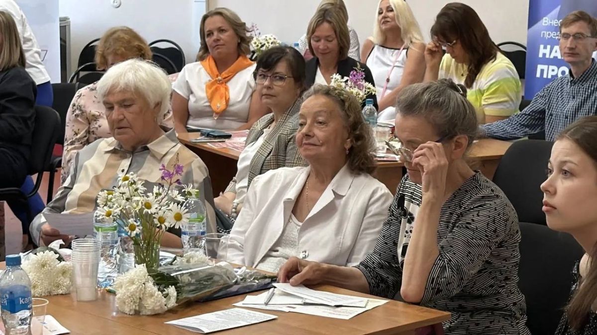 Игорь Арсентьев: Сегодня не мог не откликнуться и с радостью принял участие в форуме регионального проекта «Поморское долголетие» в Онеге Игорь Арсентьев: Сегодня не мог не откликнуться и с радостью принял участие в форуме регионального проекта «Поморское долголетие» в Онеге