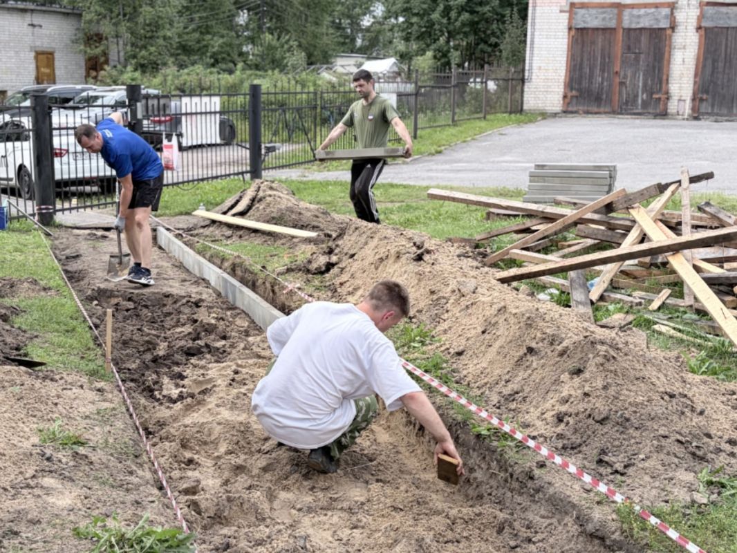 Основа для пешеходной дорожки к 68-й маймаксанской школе готова Основа для пешеходной дорожки к 68-й маймаксанской школе готова