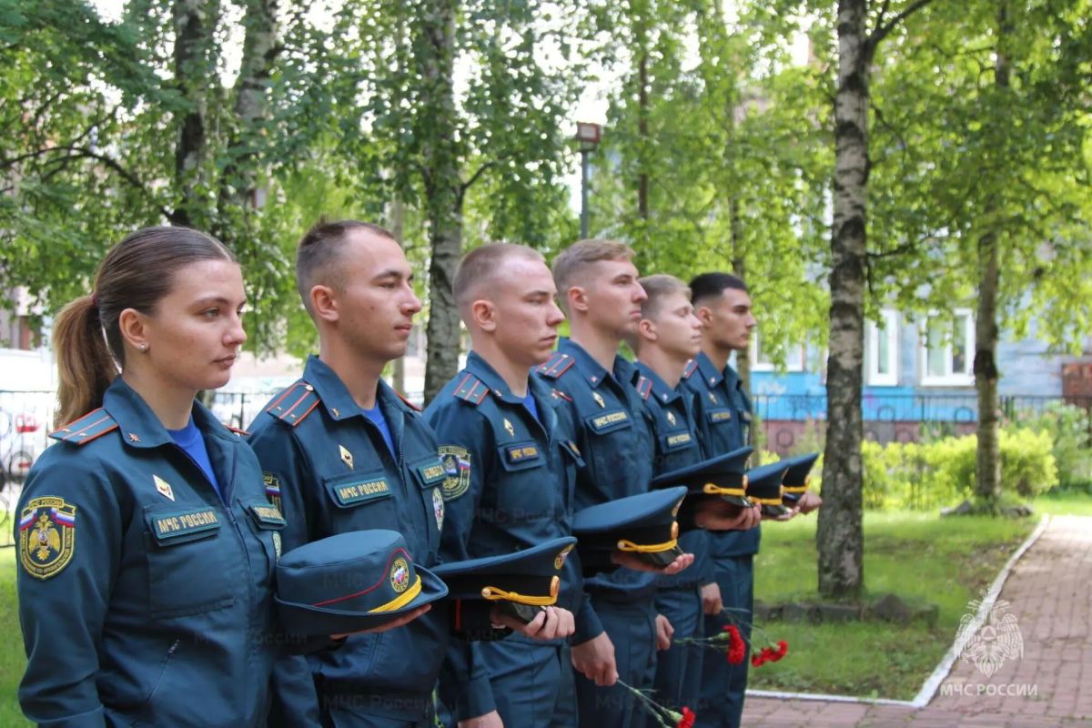 В Главном управлении МЧС России по Архангельской области стартовал учебно-методический сбор для выпускников ведомственных вузов В Главном управлении МЧС России по Архангельской области стартовал учебно-методический сбор для выпускников ведомственных вузов