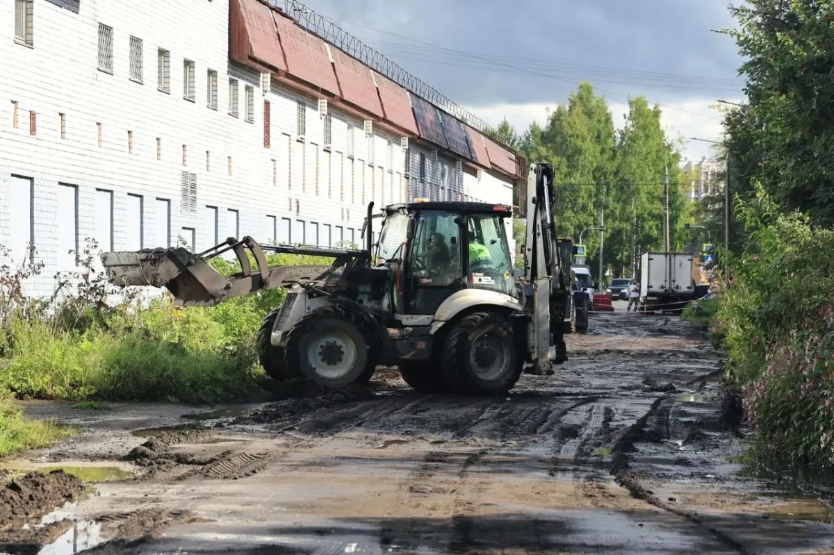 Начинаем ремонтные работы на одном из проблемных участков дорожной сети – улице Суфтина на отрезке между улицами Воскресенской и Попова Начинаем ремонтные работы на одном из проблемных участков дорожной сети – улице Суфтина на отрезке между улицами Воскресенской и Попова