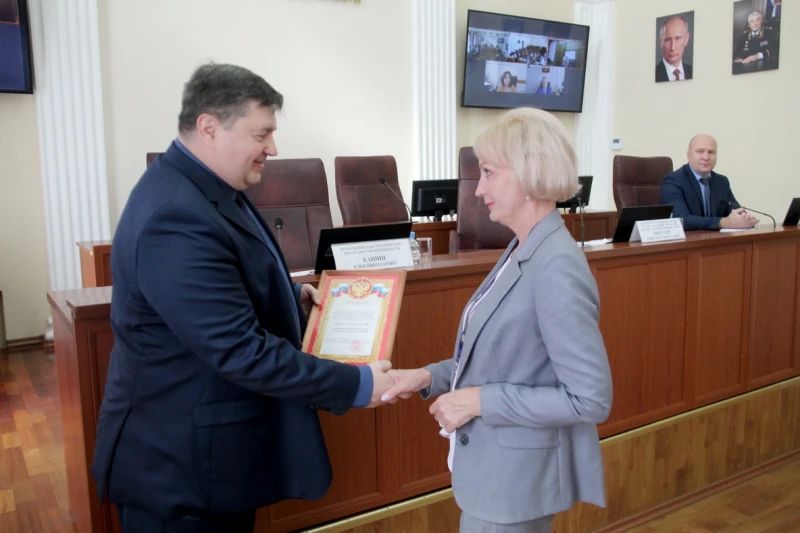 На базе УМВД России по Архангельской области состоялось заседание Координационного совета в сфере защиты государственной тайны, документационного обеспечения управления и работы с обращениями граждан и организаций... На базе УМВД России по Архангельской области состоялось заседание Координационного совета в сфере защиты государственной тайны, документационного обеспечения управления и работы с обращениями граждан и организаций...