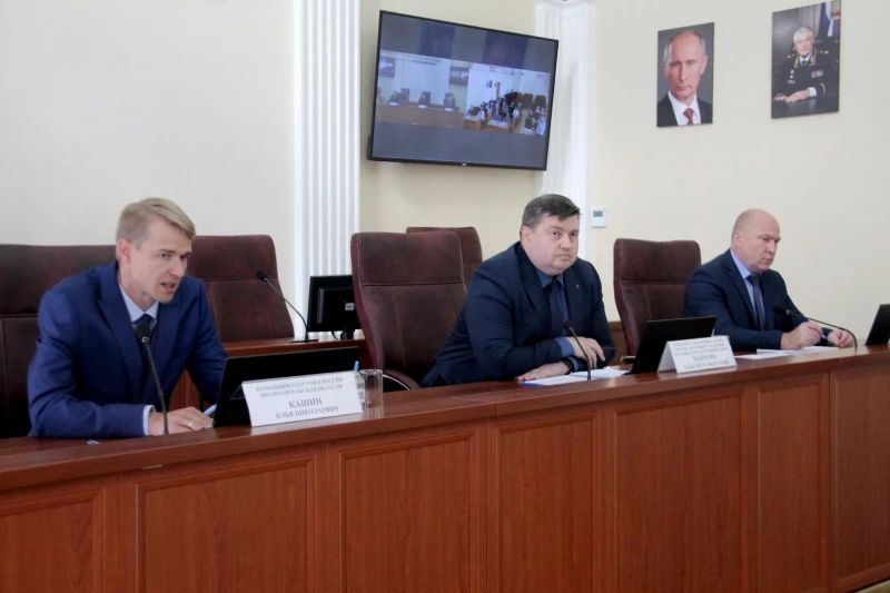 На базе УМВД России по Архангельской области состоялось заседание Координационного совета в сфере защиты государственной тайны, документационного обеспечения управления и работы с обращениями граждан и организаций... На базе УМВД России по Архангельской области состоялось заседание Координационного совета в сфере защиты государственной тайны, документационного обеспечения управления и работы с обращениями граждан и организаций...