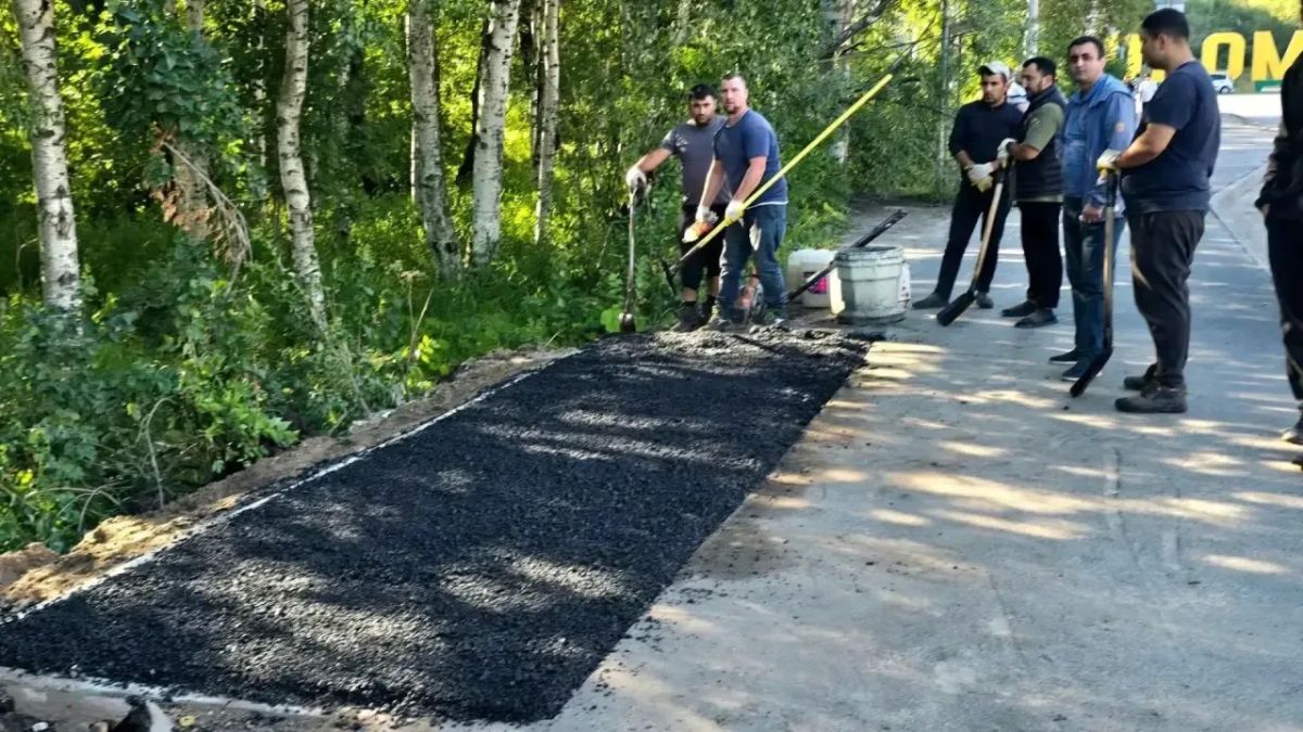Продолжаем работу по оборудованию остановок общественного транспорта павильонами ожидания Продолжаем работу по оборудованию остановок общественного транспорта павильонами ожидания