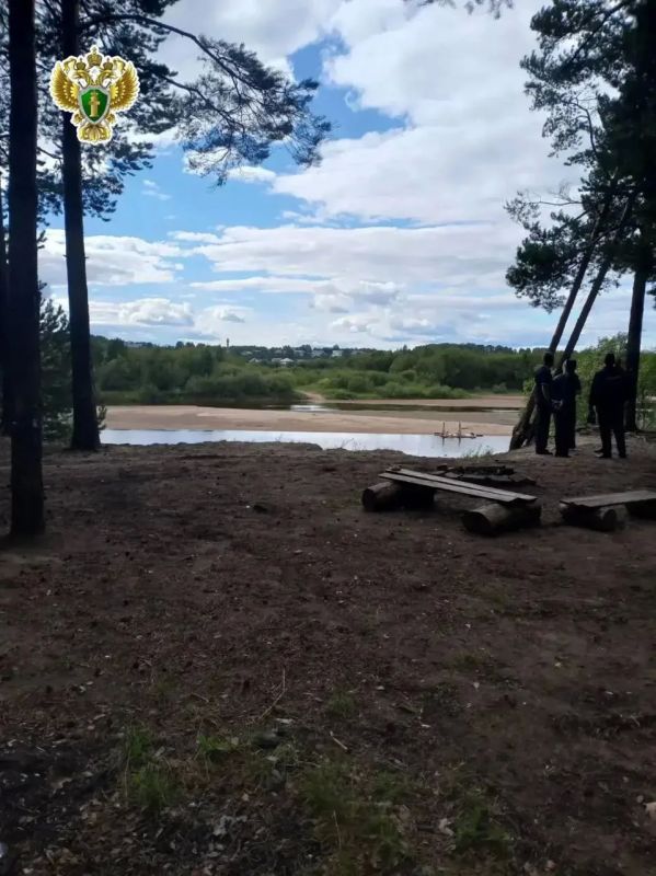 В Архангельской области возбуждено дело после гибели годовалого ребенка в реке Ваге В Архангельской области возбуждено дело после гибели годовалого ребенка в реке Ваге
