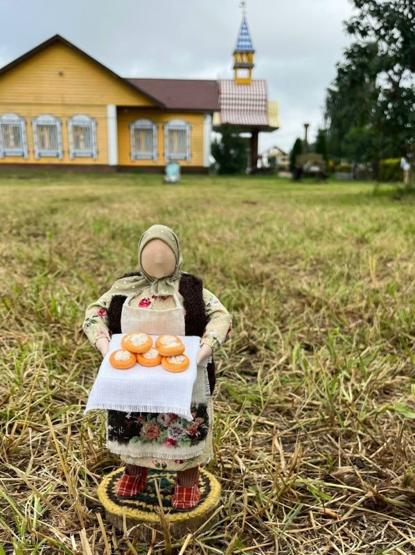 Кукольных дел мастер Наталья Шохина представила свои работы в Северодвинске Кукольных дел мастер Наталья Шохина представила свои работы в Северодвинске