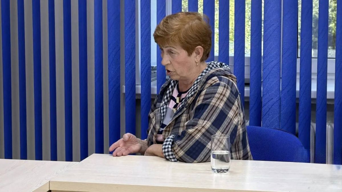 Игорь Арсентьев: Сегодня провели личный приём жителей в общественной приёмной «Единой России» в посёлке Коноша Игорь Арсентьев: Сегодня провели личный приём жителей в общественной приёмной «Единой России» в посёлке Коноша