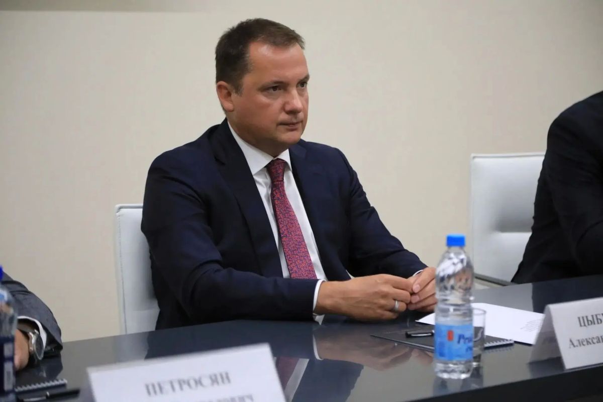 Александр Цыбульский: С рабочим визитом Архангельскую область посетил заместитель Председателя Государственной Думы Российской Федерации Владислав Даванков Александр Цыбульский: С рабочим визитом Архангельскую область посетил заместитель Председателя Государственной Думы Российской Федерации Владислав Даванков