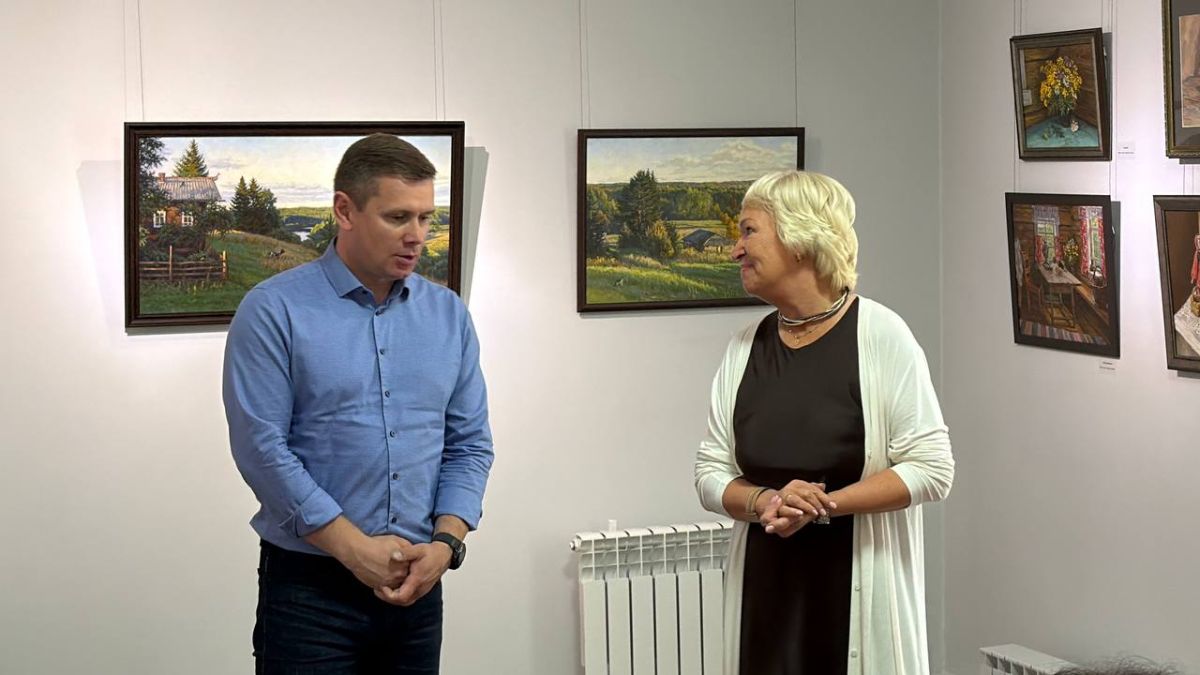 Игорь Арсентьев: В Вельске встретился с двумя замечательными коллективами социальной сферы – сотрудниками Вельского краеведческого музея имени В. Ф. Кулакова и специалистами Вельского центра социальной помощи семье и детям... Игорь Арсентьев: В Вельске встретился с двумя замечательными коллективами социальной сферы – сотрудниками Вельского краеведческого музея имени В. Ф. Кулакова и специалистами Вельского центра социальной помощи семье и детям...